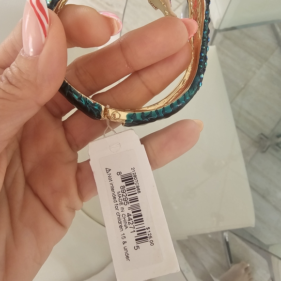 Betsey Johnson Mermaid Crystal Statement Bracelet - Blue, Pink & Gold - Picture 7 of 10